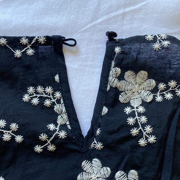 Alice Blue Flutter Top Women L Embroidery Boho Feminine Dainty Business Casual - Picture 11 of 12